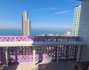 2 Bedrooms Condo in The Twin Towers  Jomtien C011764