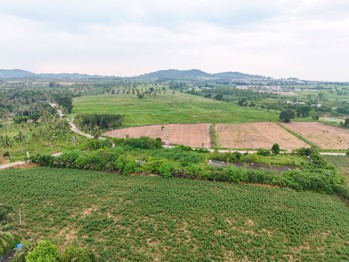Land available in East Pattaya L011958
