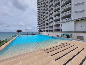 2 Bedrooms Condo in Laguna Heights Wongamat C012012
