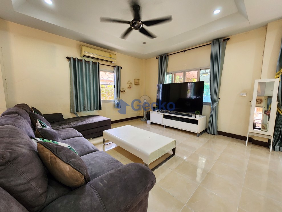 รูปภาพ 2 ห้องนอน บ้าน in Pattaya Tropical  พัทยาตะวันออก H012126