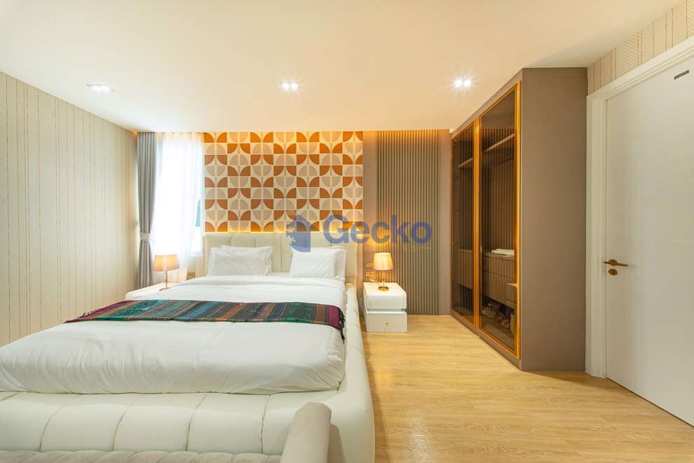 Picture of 7 Bedrooms House  Jomtien H012258