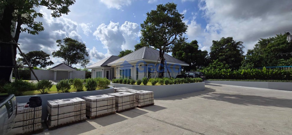 Picture of 6 Bedrooms House  East Pattaya H012261