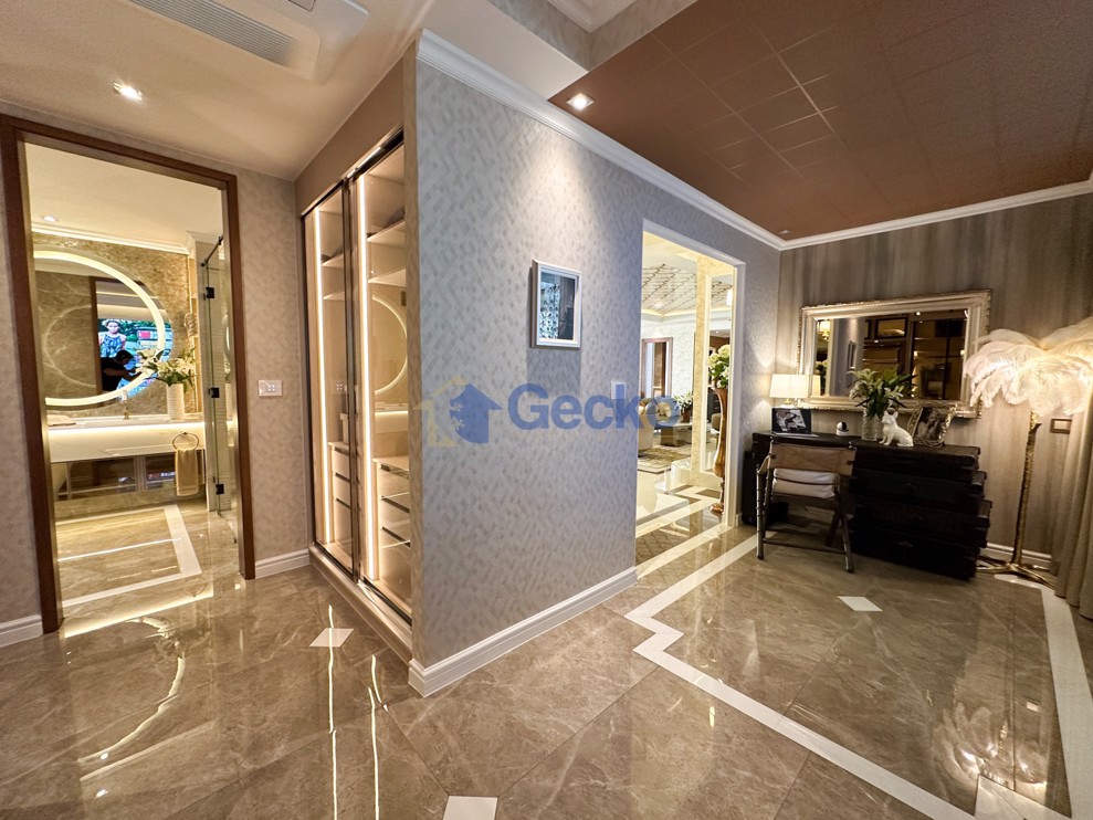 รูปภาพ 4 Bedrooms Condo in The Riviera Santa Monica Jomtien C012267