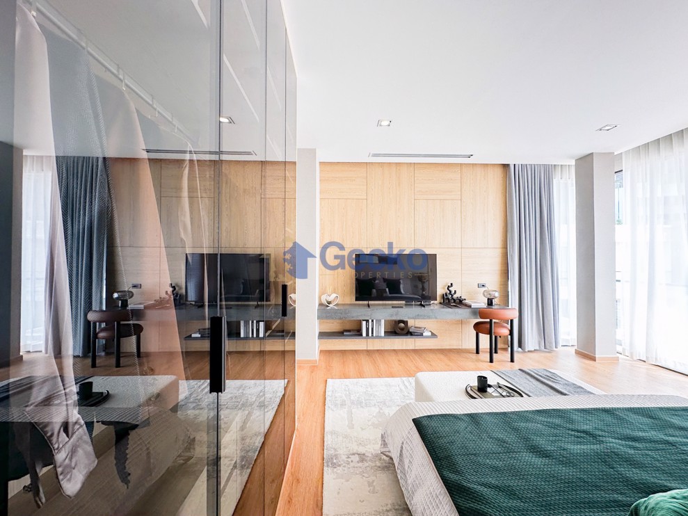 รูปภาพ 4 ห้องนอน บ้าน in Luxury Vista Villa Pattaya  พัทยาใต้ H012274