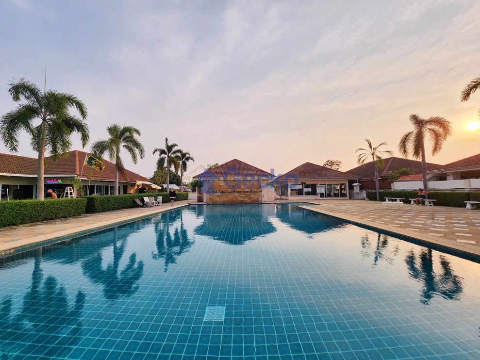 รูปภาพ 4 ห้องนอน บ้าน in Pattaya Tropical  พัทยาตะวันออก H012282