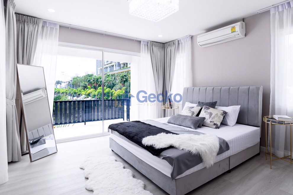 รูปภาพ 4 ห้องนอน บ้าน in Baan Fah Rim Haad  จอมเทียน H012288
