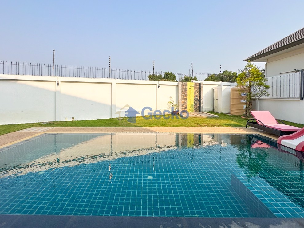 Picture of 3 Bedrooms House in Patta Village  East Pattaya H012284