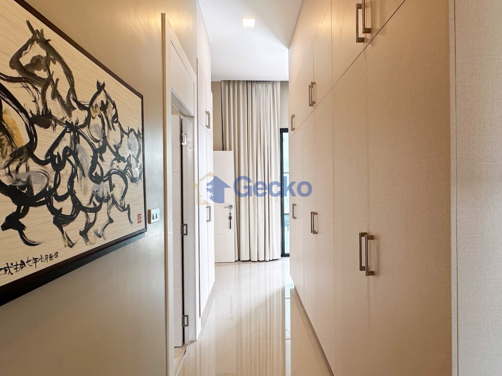 Picture of 4 Bedrooms House in Parkside Pool Villas  East Pattaya H012306