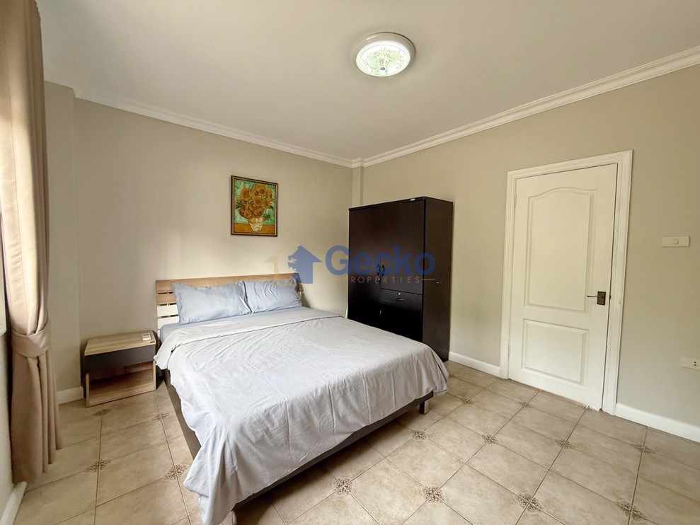 Picture of 3 Bedrooms House in Park Village  East Pattaya H012325