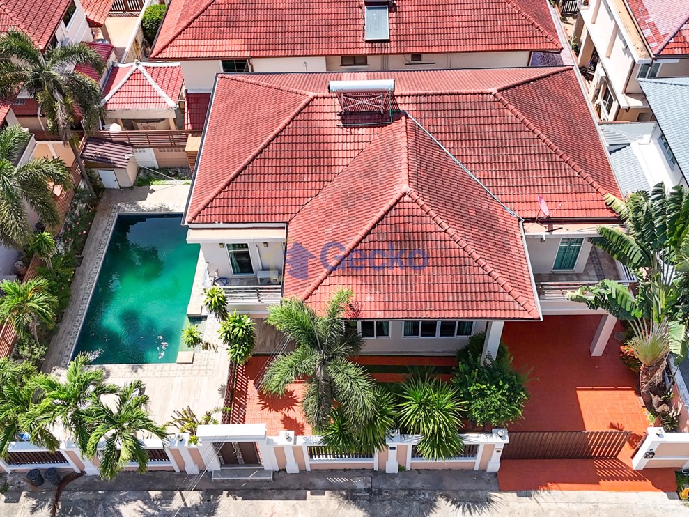 Picture of 5 Bedrooms House in European Home Place  East Pattaya H012347