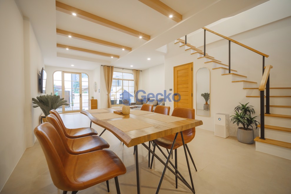 Picture of 3 Bedrooms House in Wongamat Exclusive  Wongamat H012349