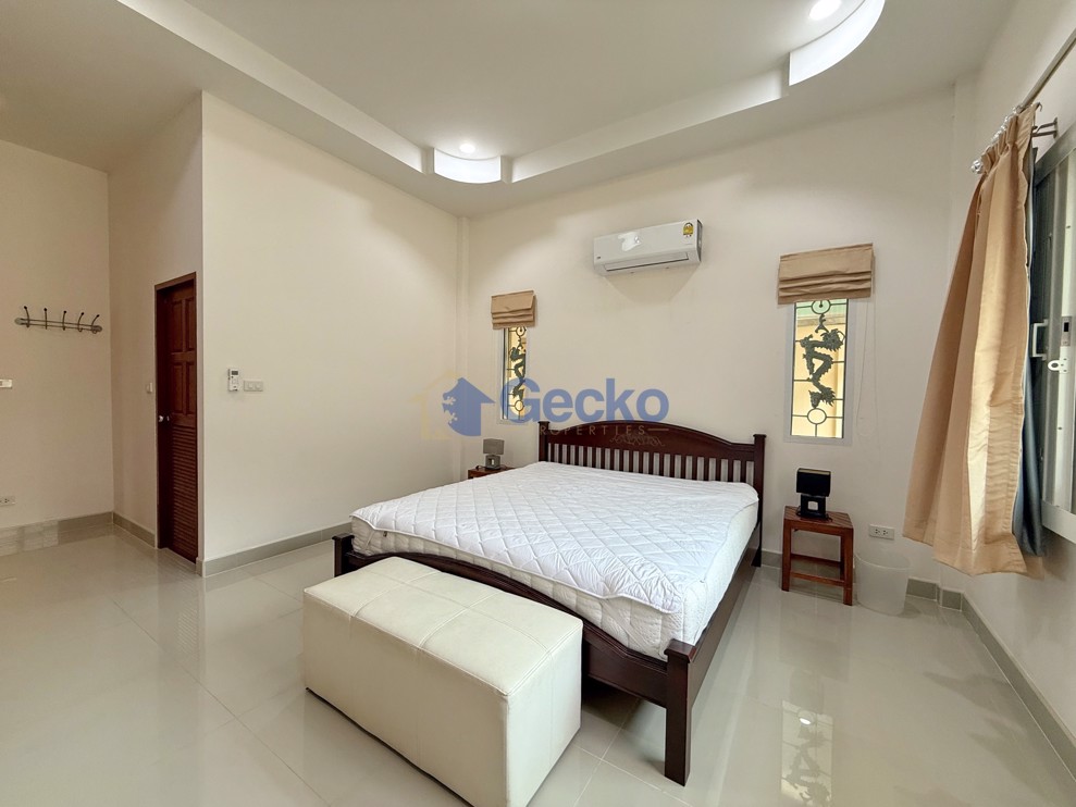 Picture of 3 Bedrooms House in Rose Land & House  East Pattaya H012393