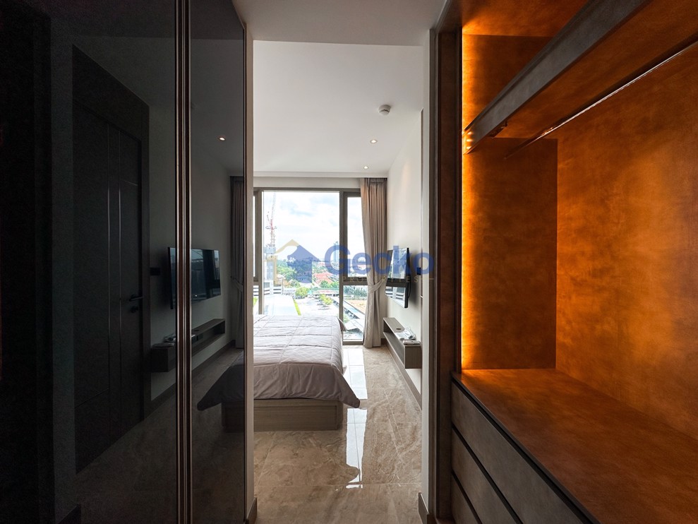 รูปภาพ 1 Bedroom Condo in The Riviera Ocean Drive Jomtien C012359