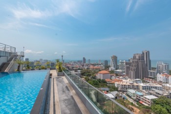 1 Bedroom Condo in The Point Pratumnak C012416