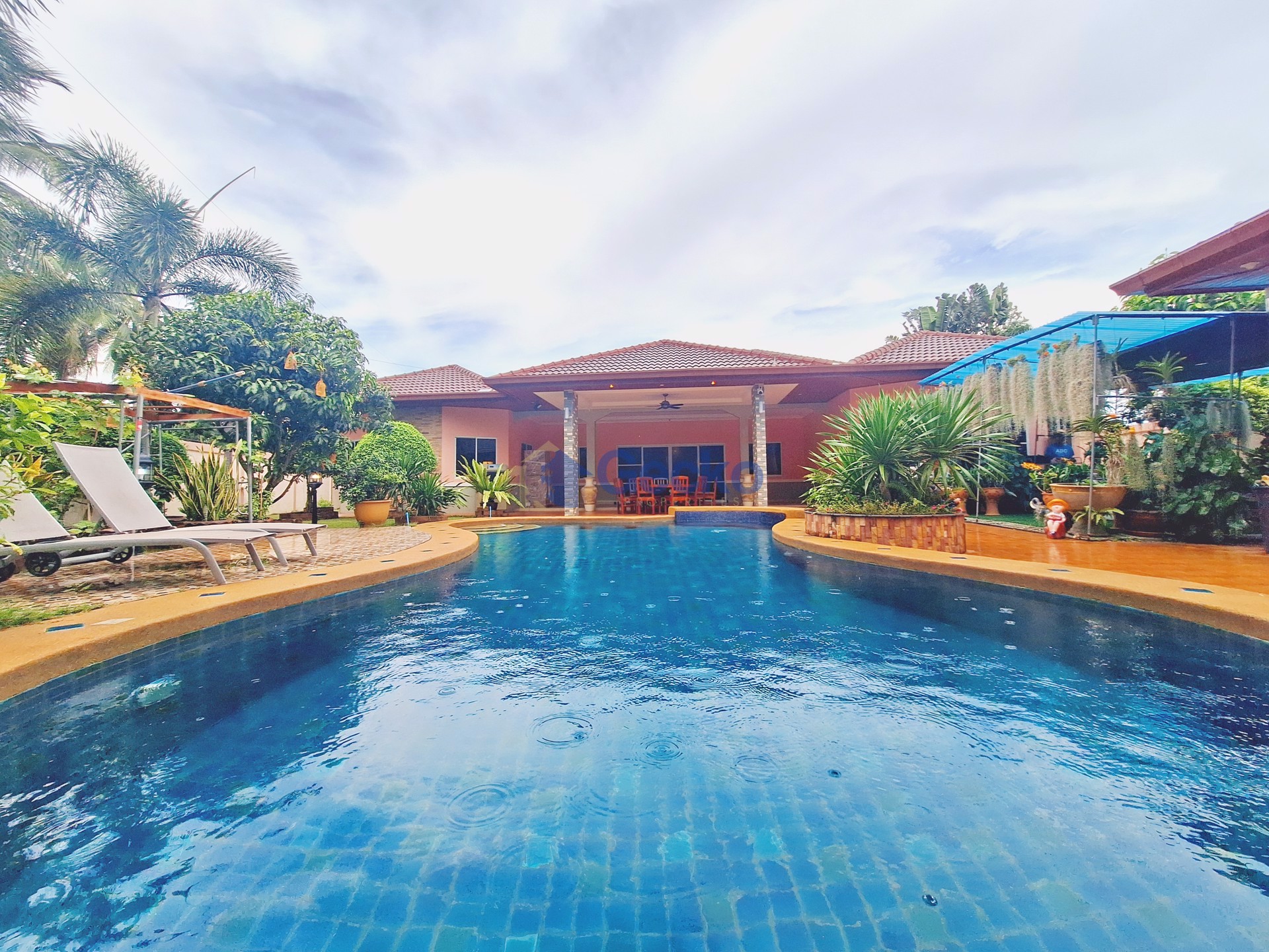 3 Bedrooms House  East Pattaya H012434