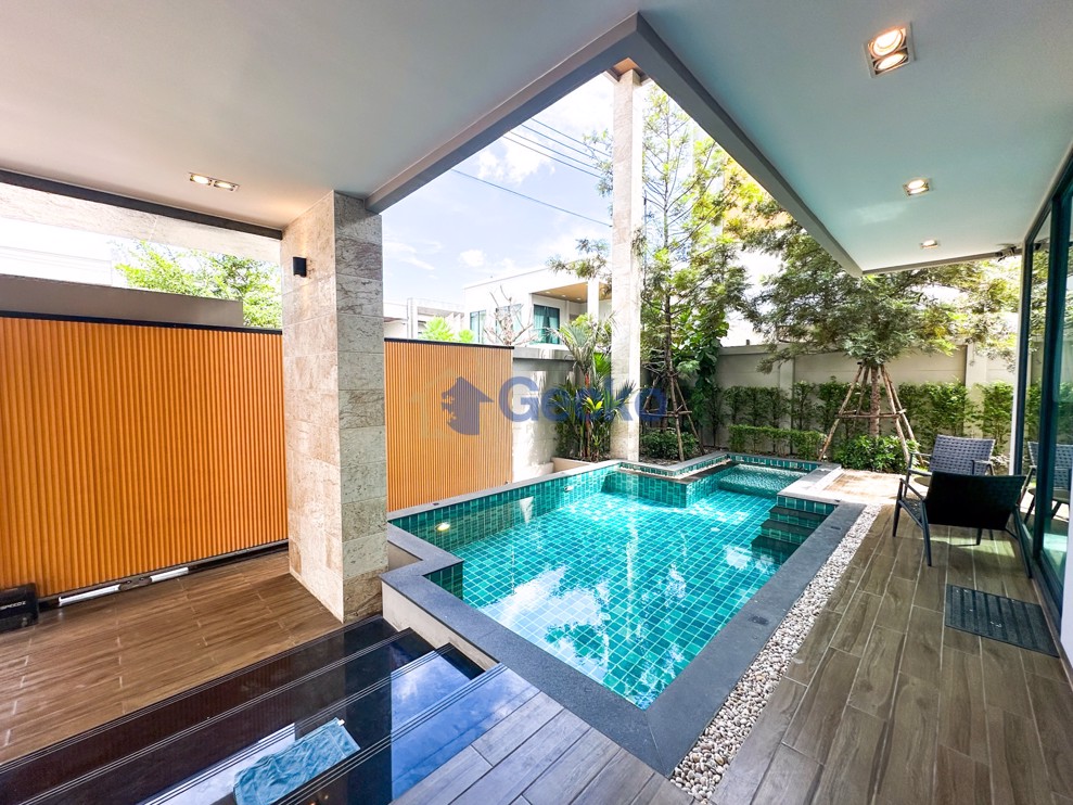 4 Bedrooms House in Madcha Nirvana Baanmae Villa 3  Huay Yai H012443 (Photo 3)