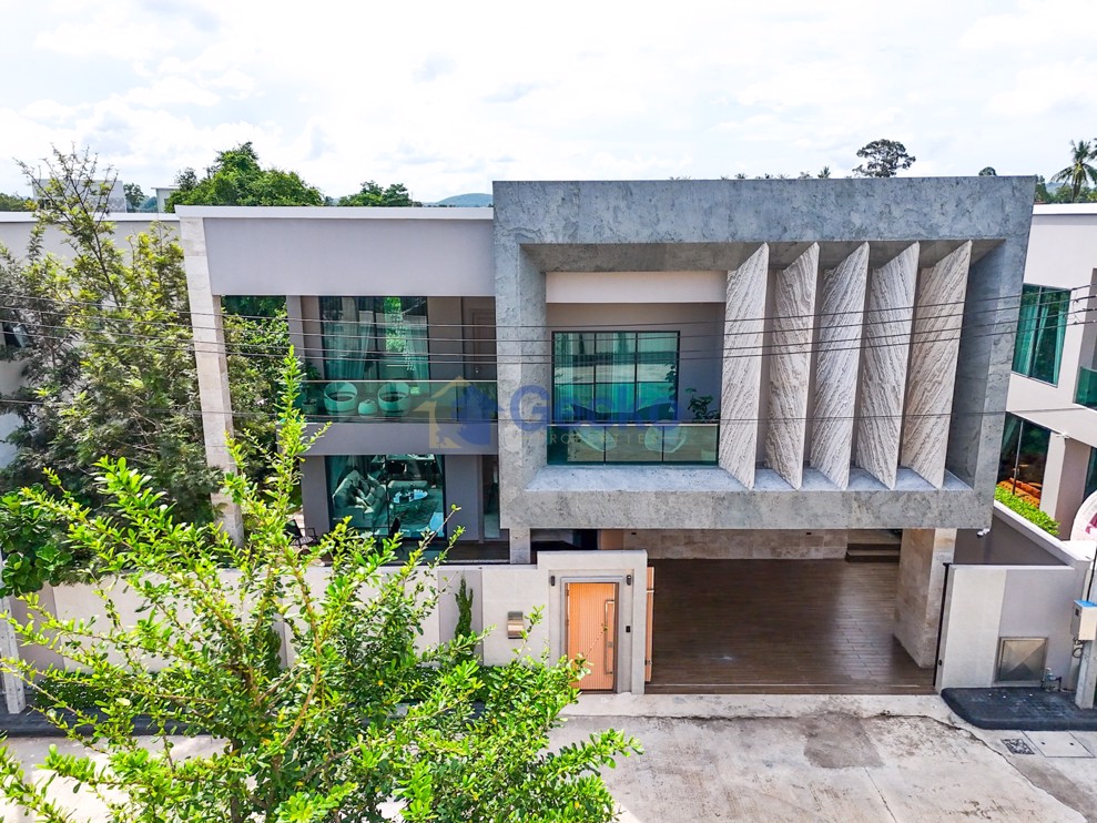 4 Bedrooms House in Madcha Nirvana Baanmae Villa 3  Huay Yai H012443 (Photo 1)