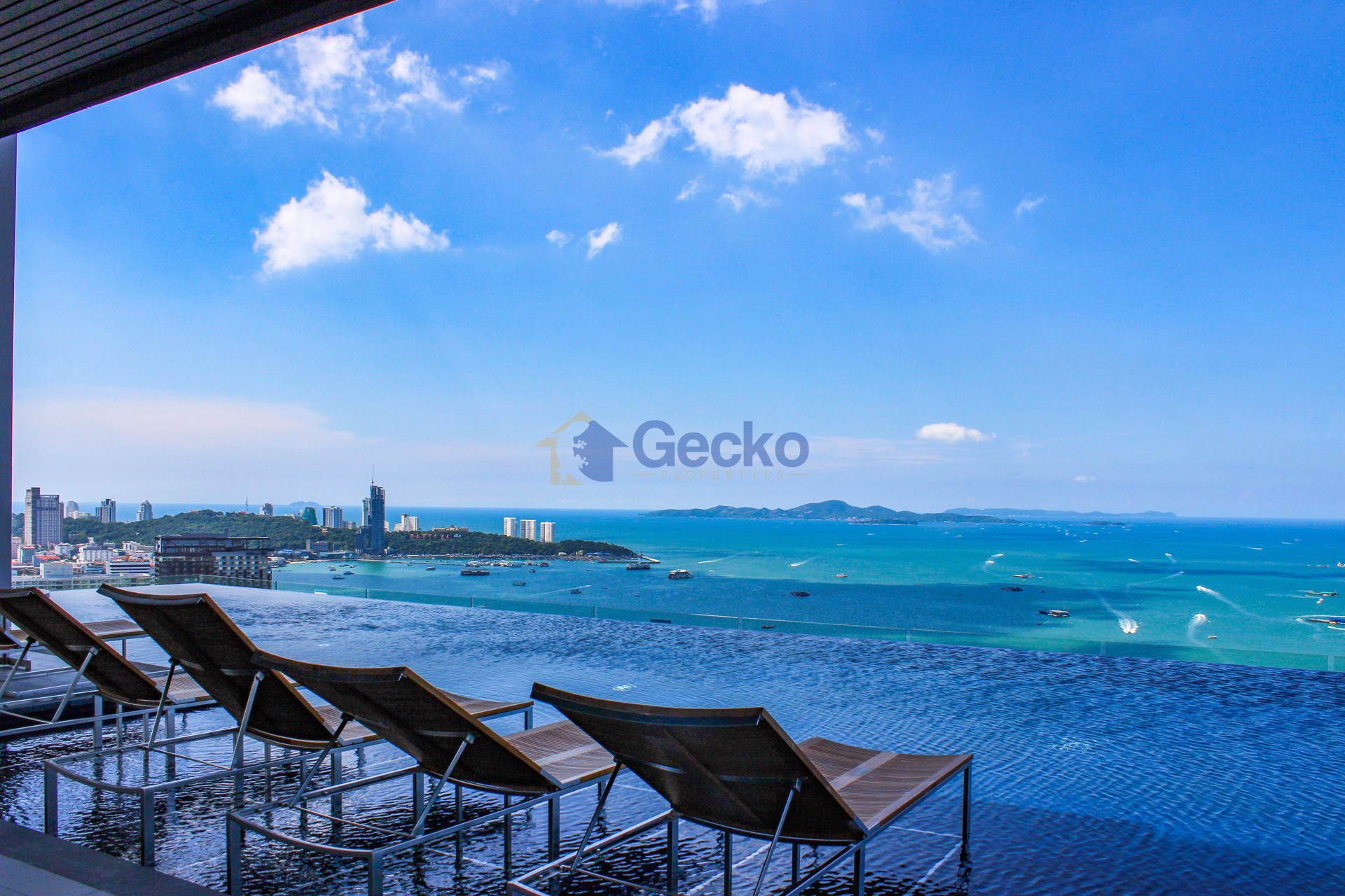 1 Bedroom Condo in Centric Sea Central Pattaya C012483