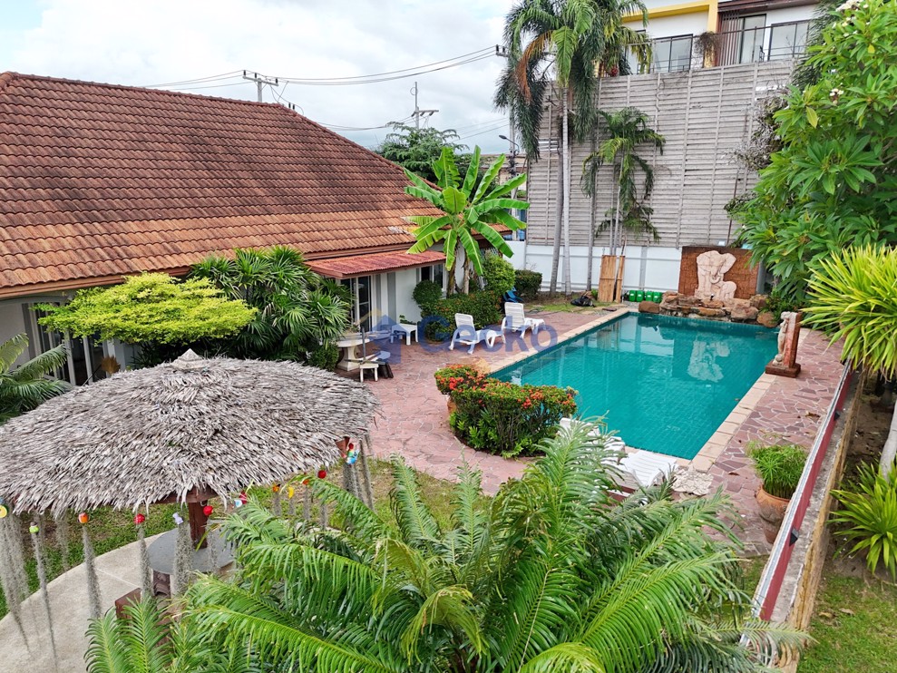 4 Bedrooms House in Supanuch Village   East Pattaya H012487 (Cover Photo)