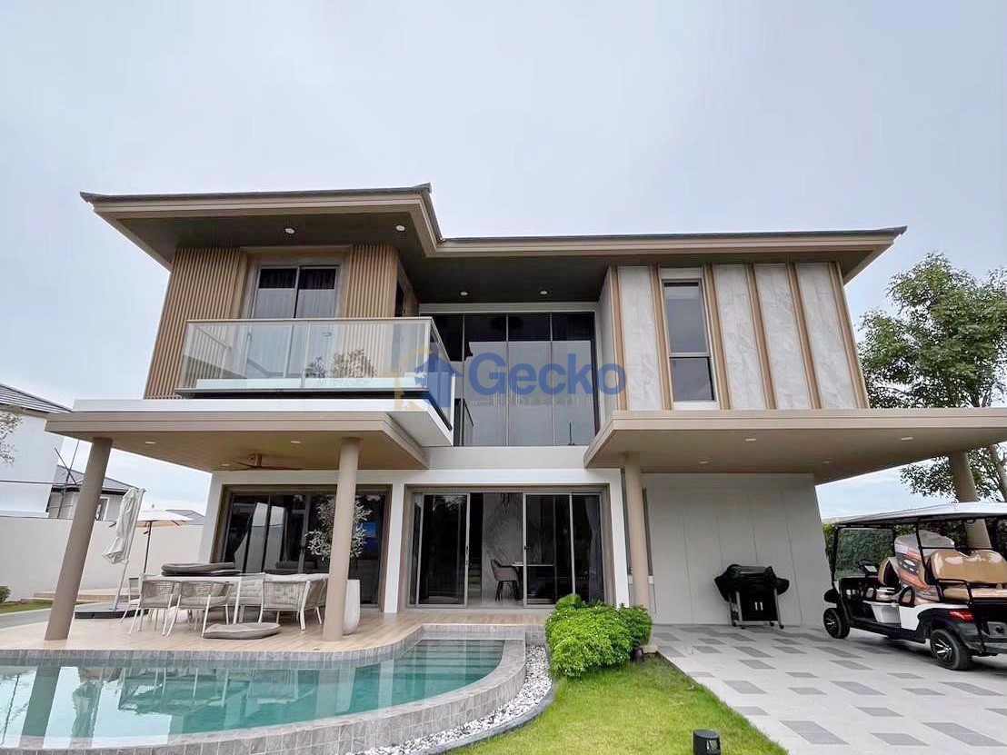 4 Bedrooms House  East Pattaya H012490
