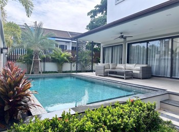 4 Bedrooms House in Zensiri Midtown Villas  Central Pattaya H012498