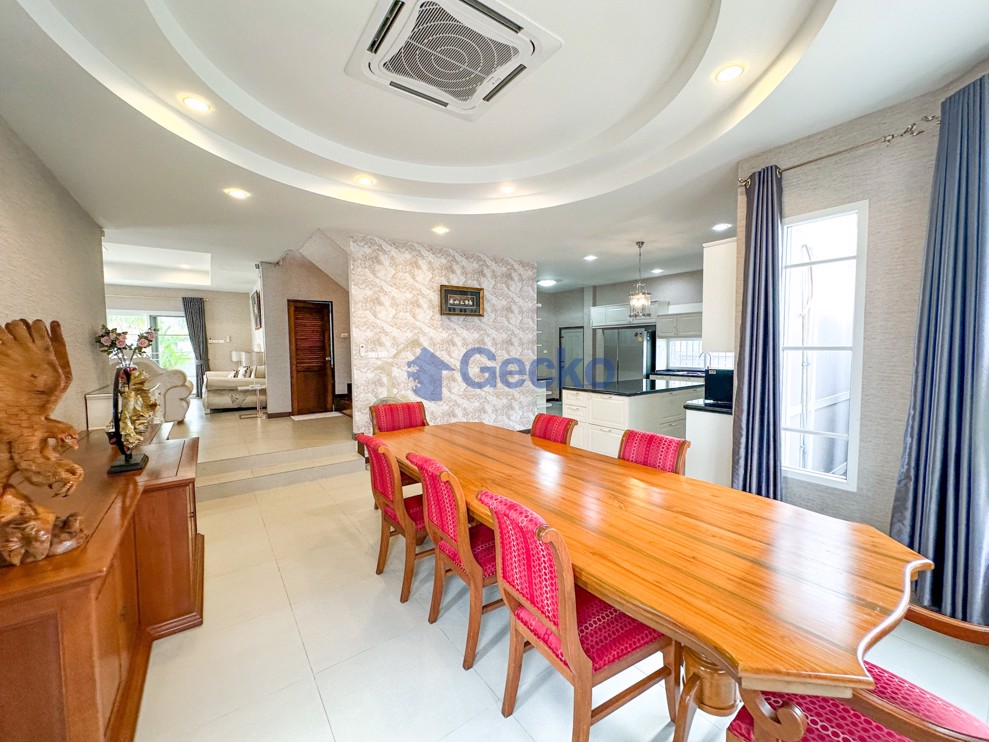 5 Bedrooms House in Central Park Hillside Village  East Pattaya H011353 (Photo 4)