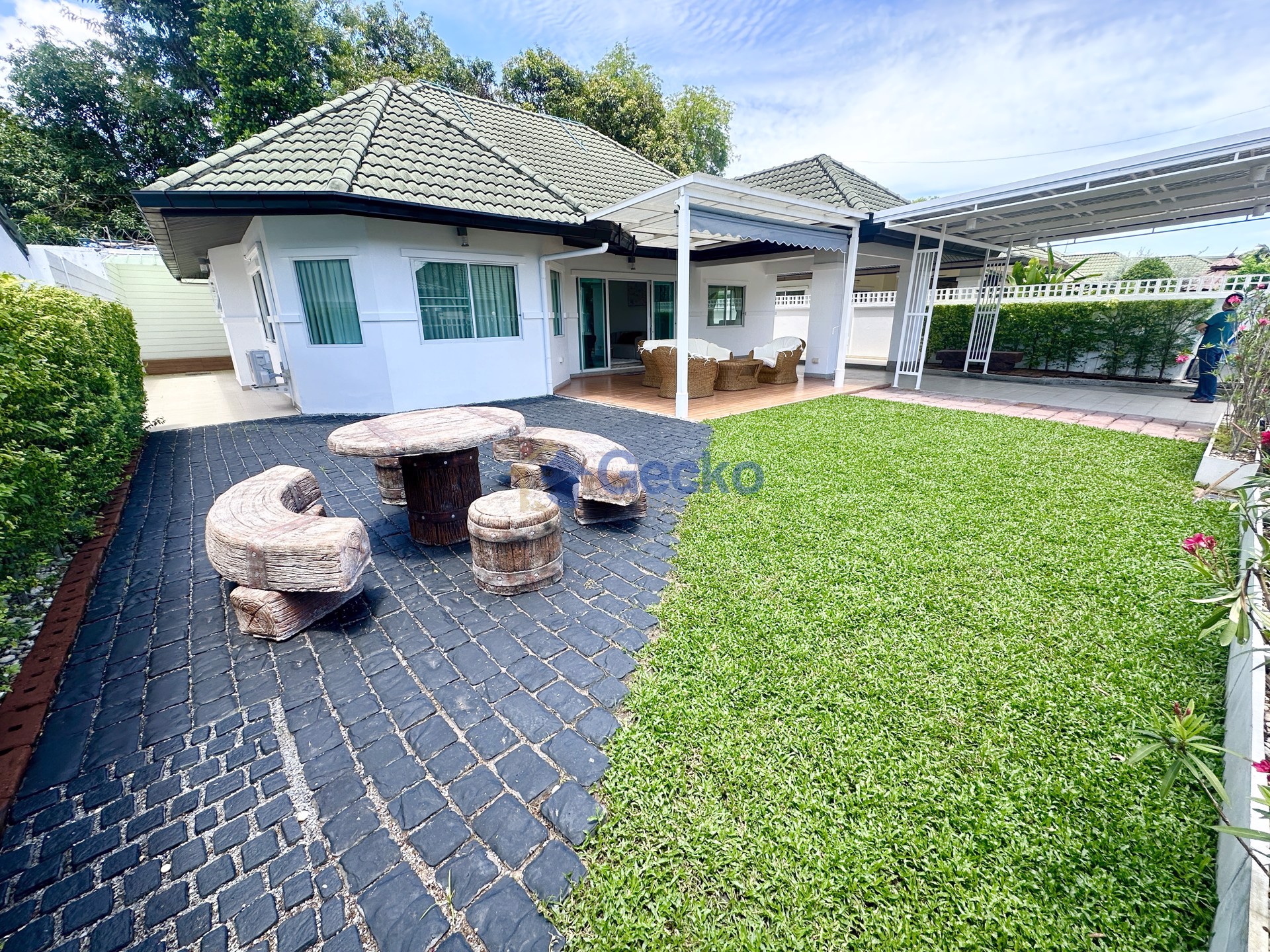 3 Bedrooms House in Green Field Villa 3  East Pattaya H012529