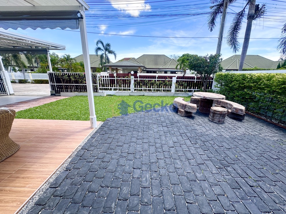 3 Bedrooms House in Green Field Villa 3  East Pattaya H012529 (Photo 3)