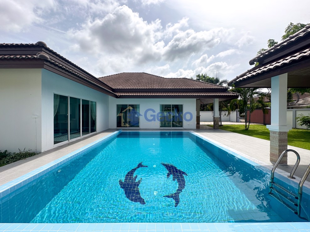 3 ห้องนอน บ้าน in Unique Villas  นาจอมเทียน H012557 (Photo 3)