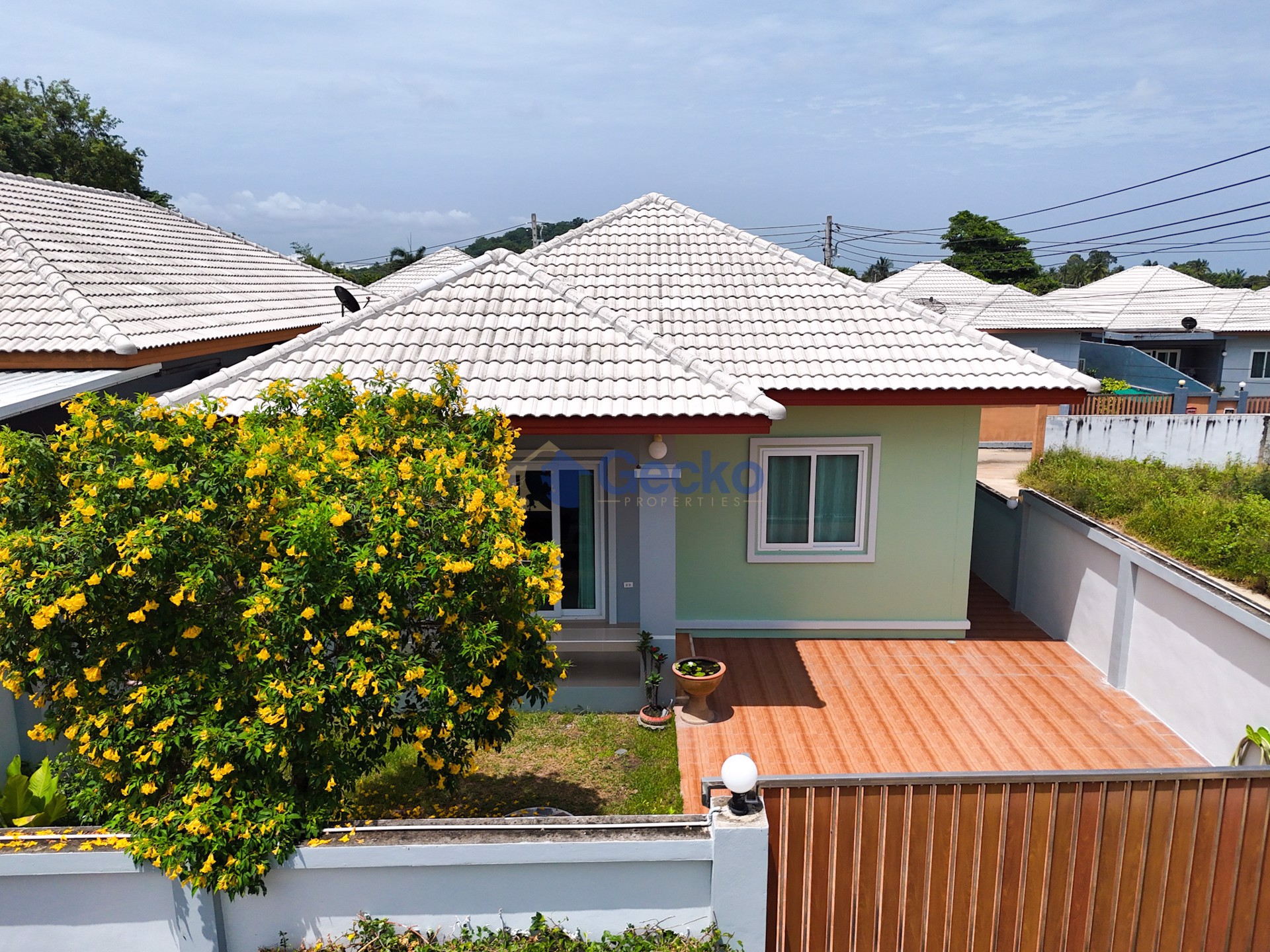 3 Bedrooms House  East Pattaya H012577