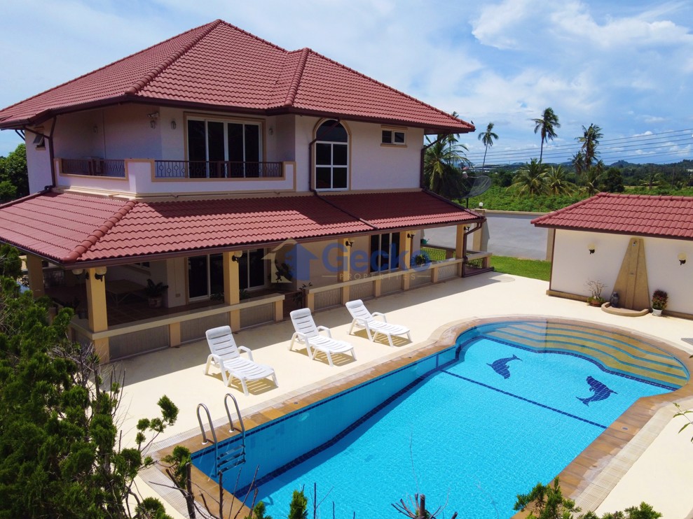 4 Bedrooms House  Bang Saray H012595 (Photo 3)