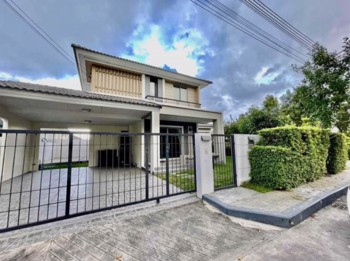 4 Bedrooms House in Life In the Garden  Bang Lamung H012597