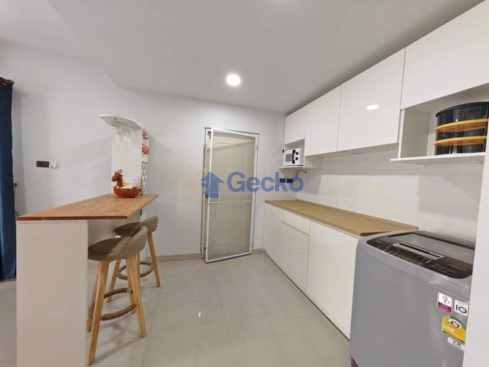 4 Bedrooms House in Life In the Garden  Bang Lamung H012597 (Photo 3)