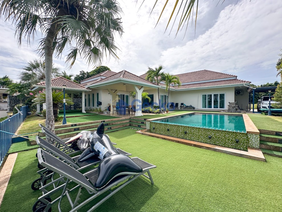 4 Bedrooms House in Lalique Lakeside Villas  Huay Yai H012601 (Photo 4)