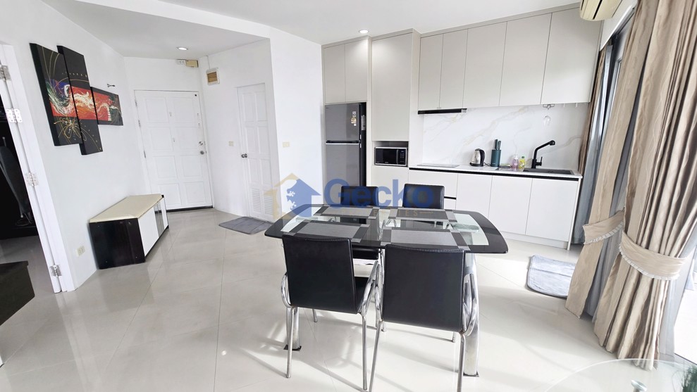 1 Bedroom Condo in AD Condo Hyatt Wongamat C009097 (Photo 3)