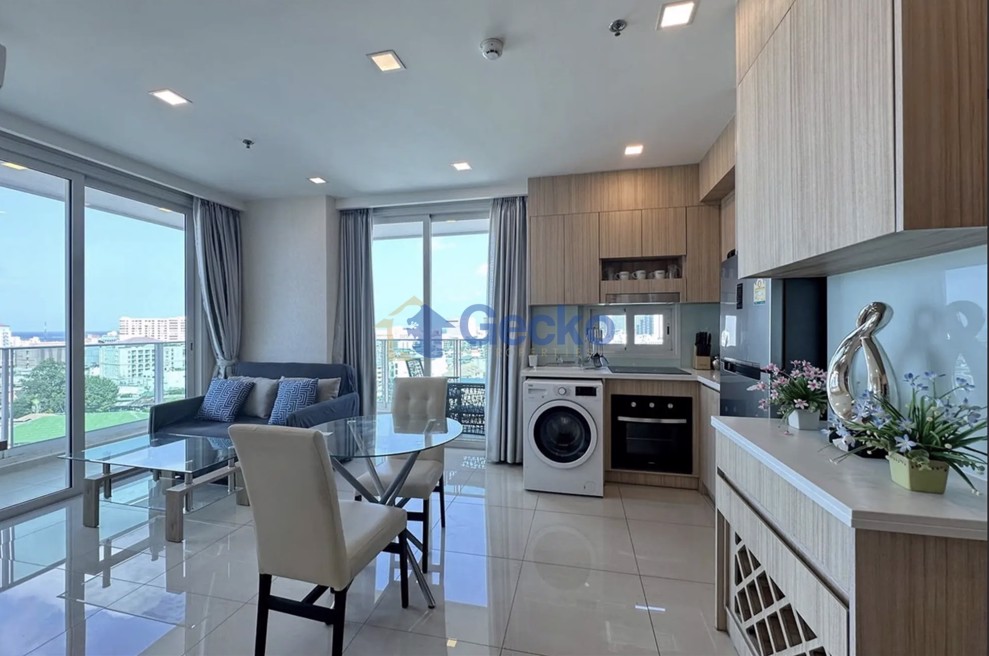 1 Bedroom Condo in City Garden Tower South Pattaya C006121 (Photo 3)