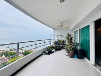2 Bedrooms Condo in View Talay 3 Pratumnak C012625