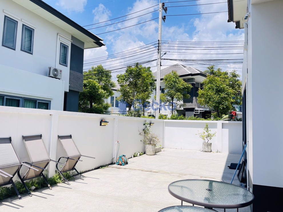 3 Bedrooms House in Patta Prime  East Pattaya H012629 (Photo 3)