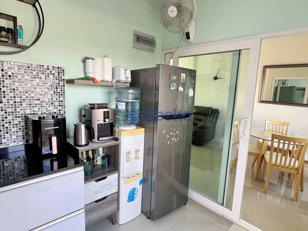 3 Bedrooms House in The Palm City Hill  East Pattaya H012640 (Photo 1)