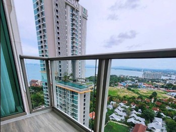 1 Bedroom Condo in The Riviera Wong Amat Beach Wongamat C012644