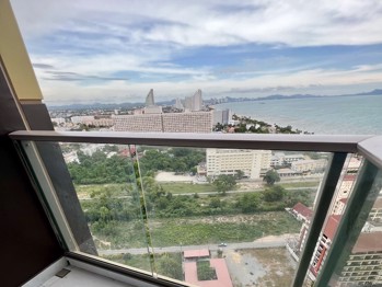 1 Bedroom Condo in Copacabana Beach Jomtien C012663