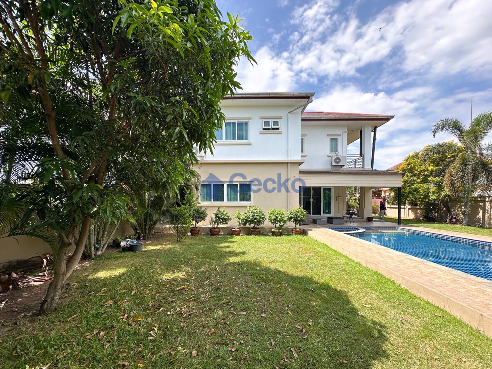 4 Bedrooms House in Lakeside Court 5  East Pattaya H012665 (Photo 2)