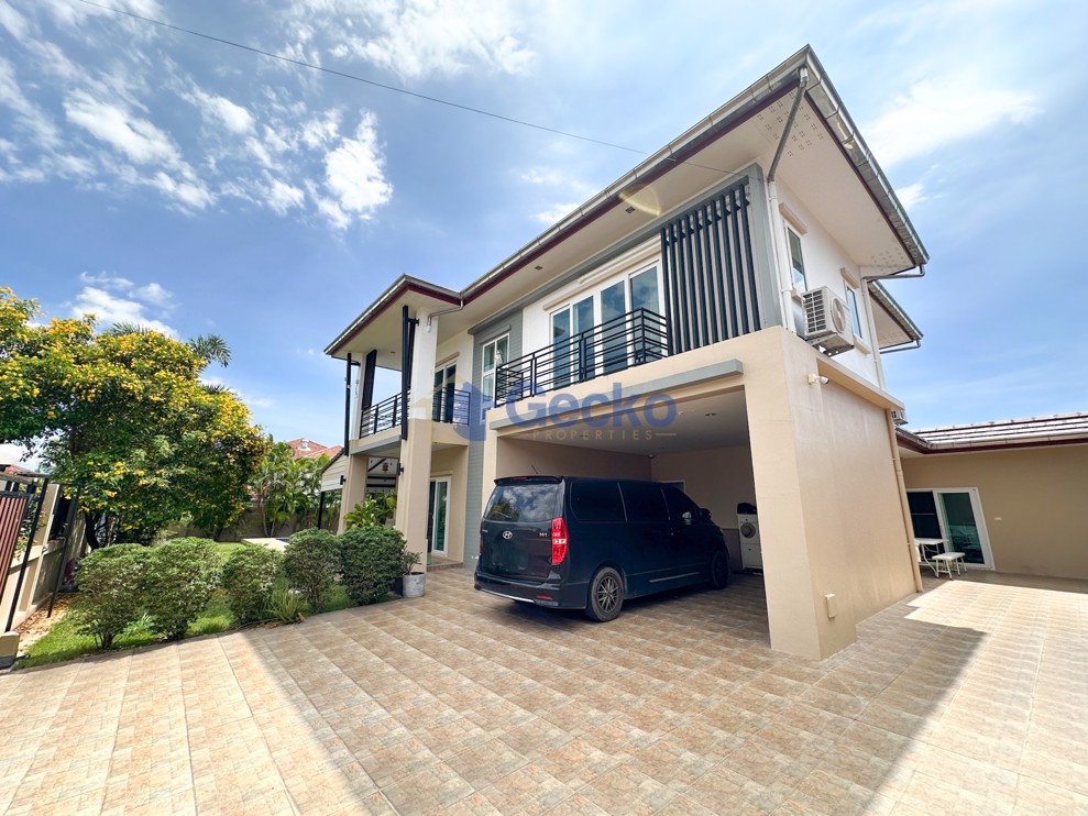 4 Bedrooms House in Lakeside Court 5  East Pattaya H012665 (Photo 2)