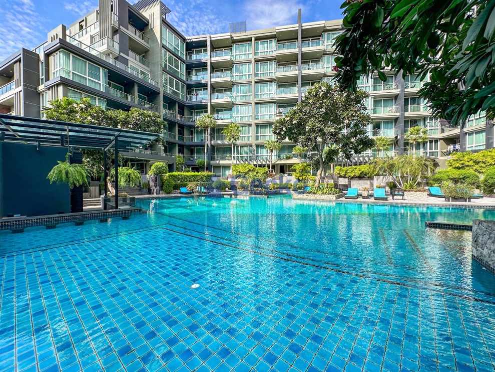 3 Bedrooms Condo in Apus Condominium Central Pattaya C012696 (Photo 1)