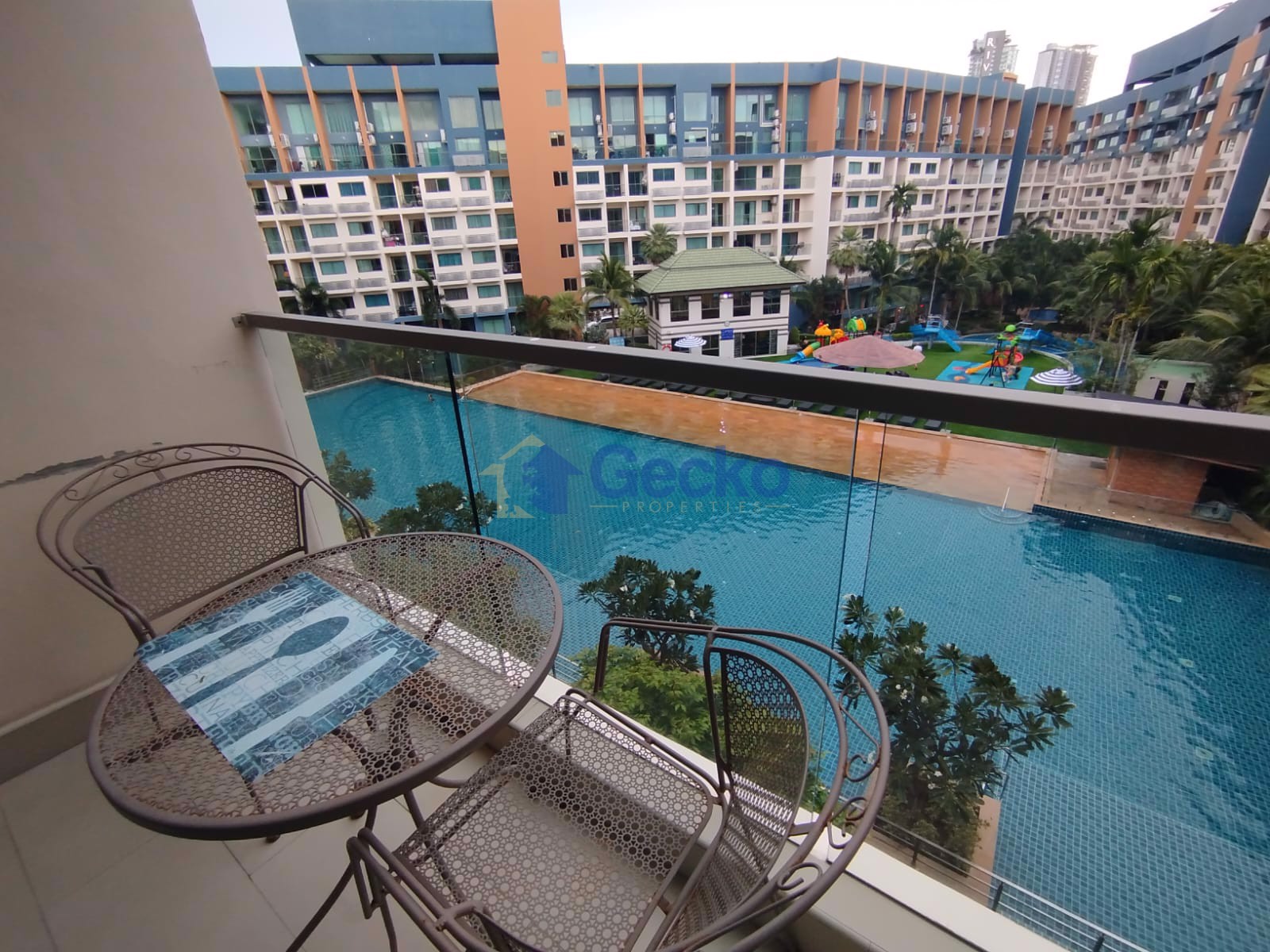 Studio Condo in Laguna Beach Resort 2 Jomtien C012709