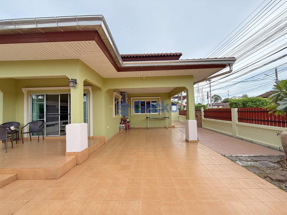 2 Bedrooms House in Pattaya Tropical  East Pattaya H012714 (Photo 1)