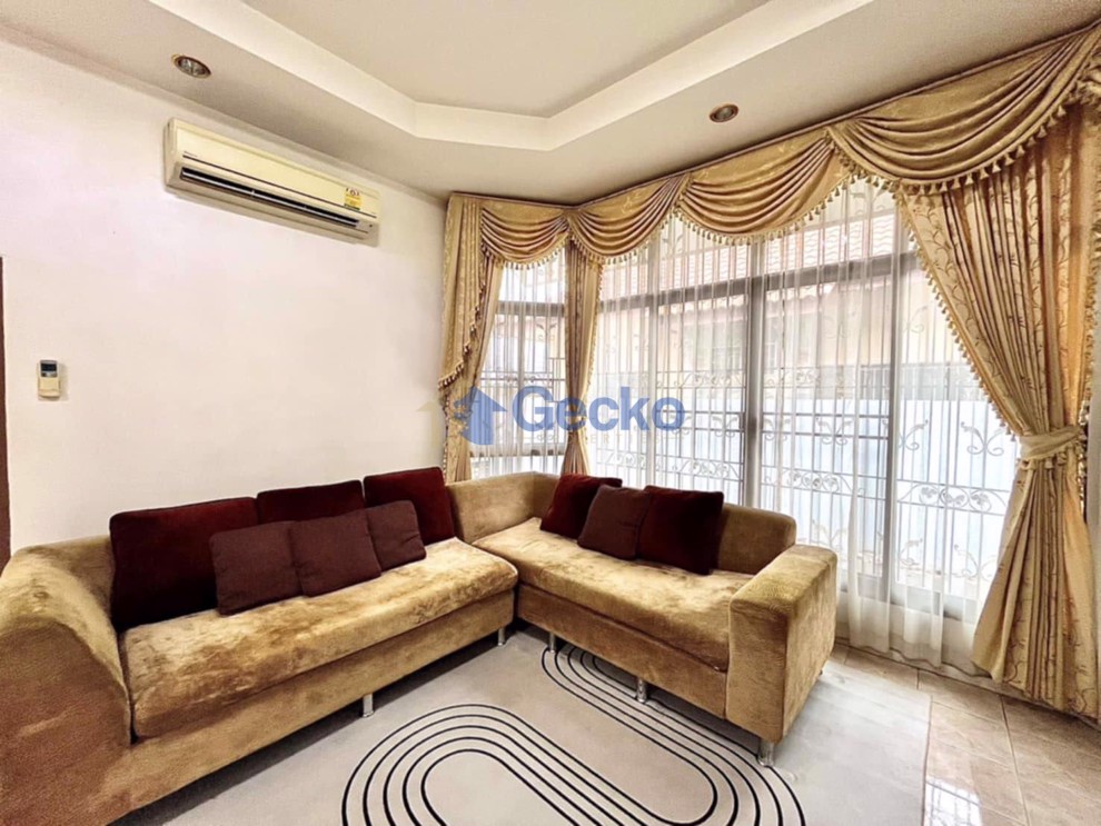 3 Bedrooms House in Pattaya Paradise Village  East Pattaya H012722 (Photo 4)