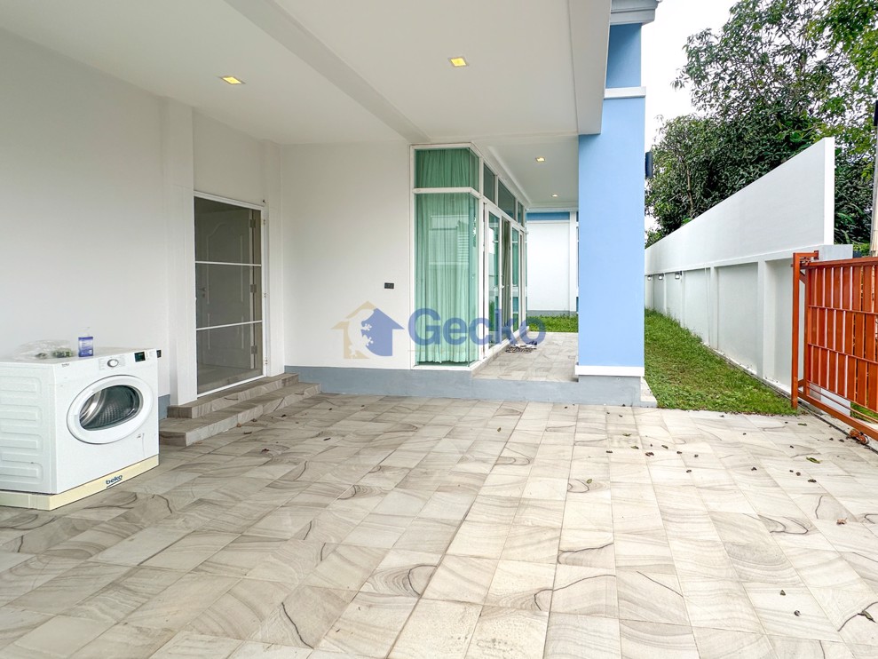 3 Bedrooms House in Patta Prime  East Pattaya H012729 (Photo 1)