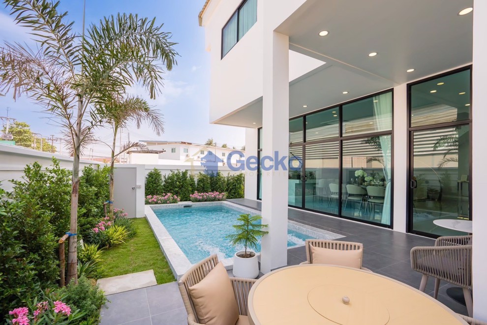 3 Bedrooms House in Thamber Private Pool Villas  Huay Yai H012754 (Photo 1)