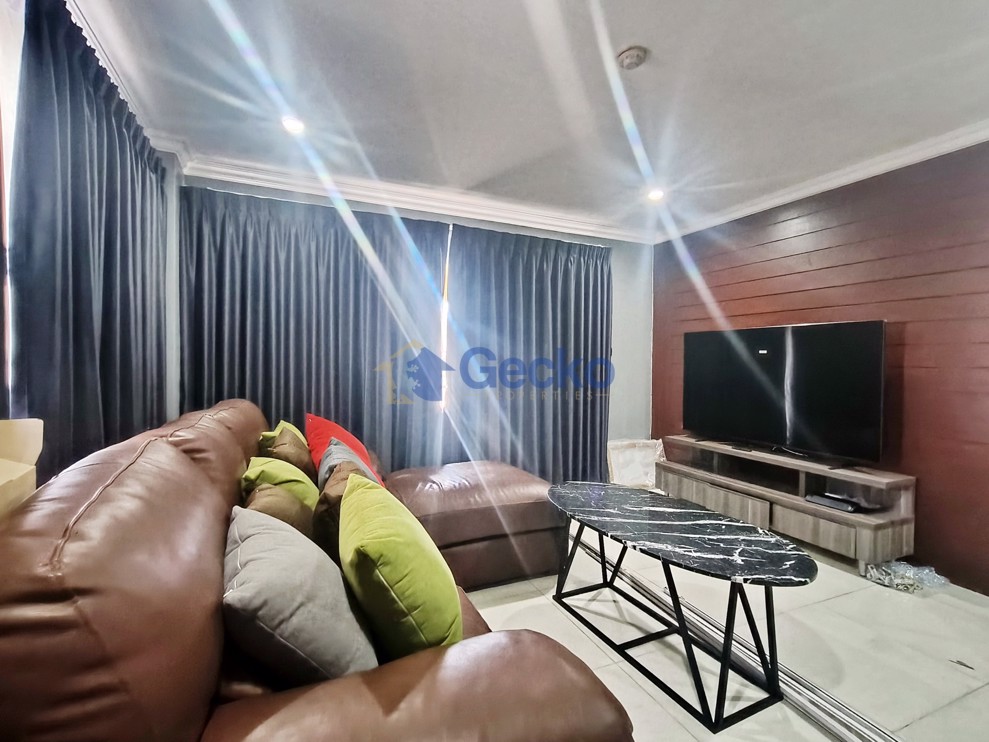 2 Bedrooms Condo in Euro Condo Central Pattaya C010285 (Photo 4)